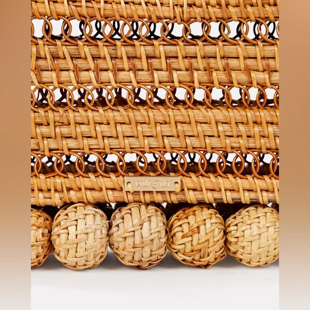 Cult Gaia | Eos Rattan Clutch - Picture 4 of 7